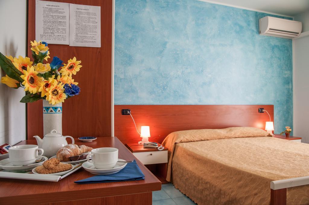 Megaron Hotel Поццалло Экстерьер фото